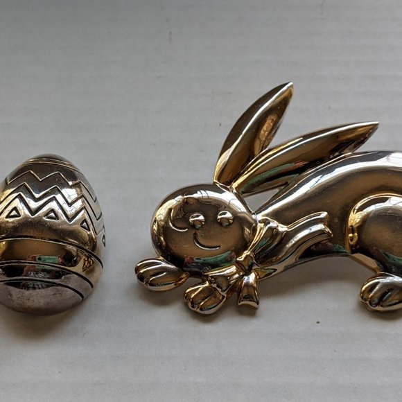 Bunny Rabbit & Egg Brooch & Pendant - Picture 6 of 11